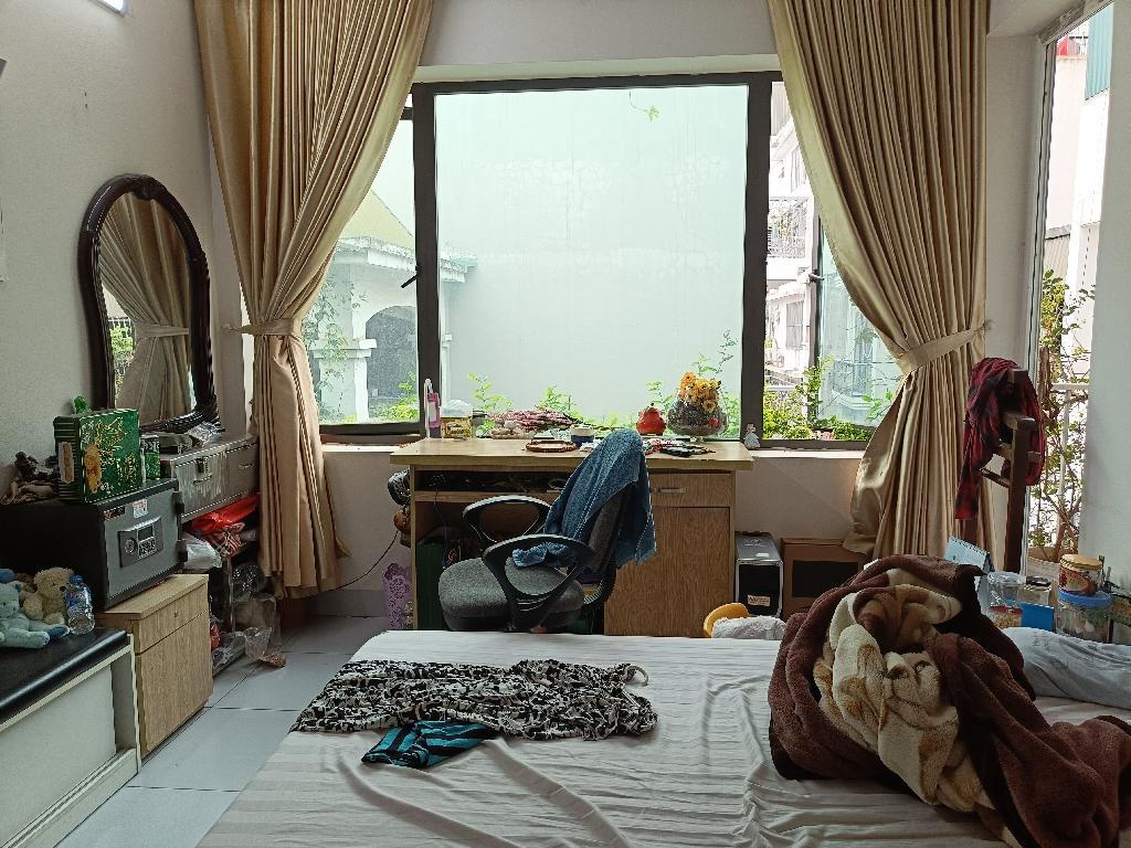 Bán nhà Tân Mai - diện tích 86m2 7 tầng - ô tô tránh - giá 37 tỷ