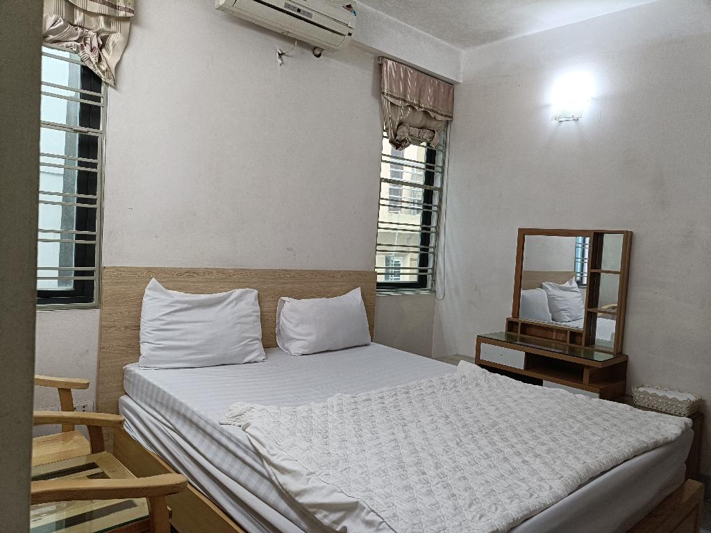 Bán nhà Tân Mai - diện tích 86m2 7 tầng - ô tô tránh - giá 37 tỷ