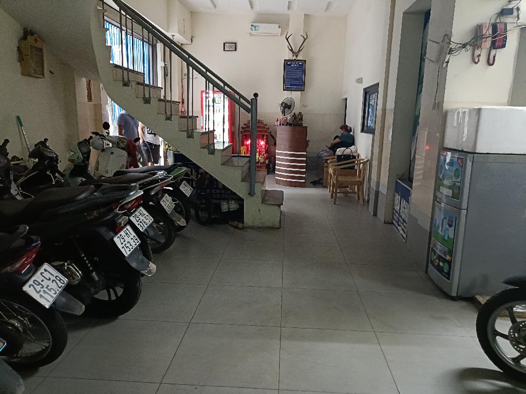 Bán nhà Tân Mai - diện tích 86m2 7 tầng - ô tô tránh - giá 37 tỷ