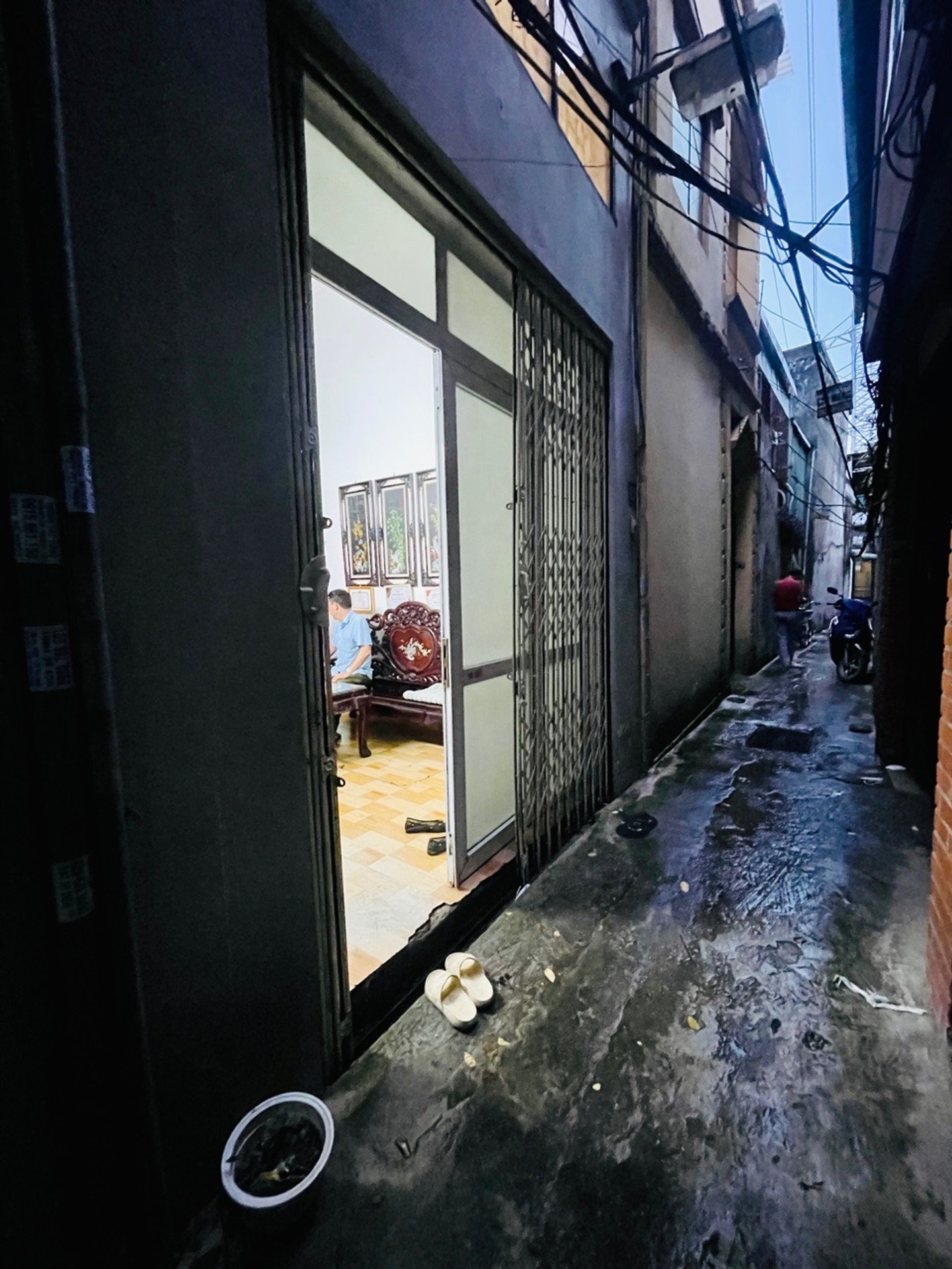 Bán nhà Giáp Bát - diện tích 32m2 4 tầng - Nhà dân - giá 6,75 tỷ