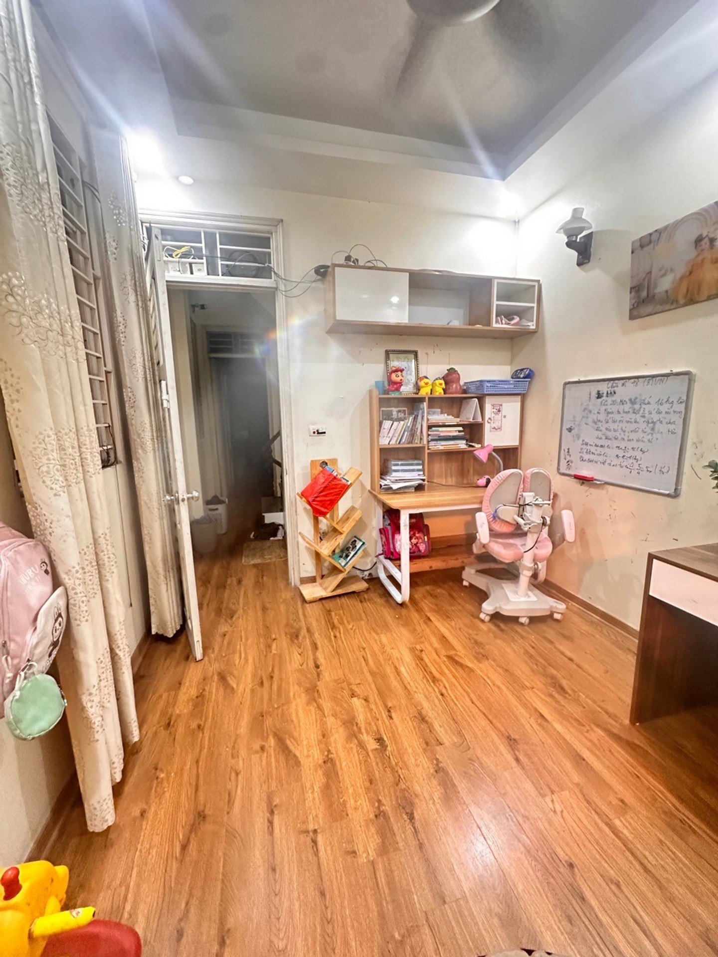 Bán nhà Kim Giang - diện tích 30m2 4 tầng - Lô góc, ngõ thông - giá 8,2 tỷ