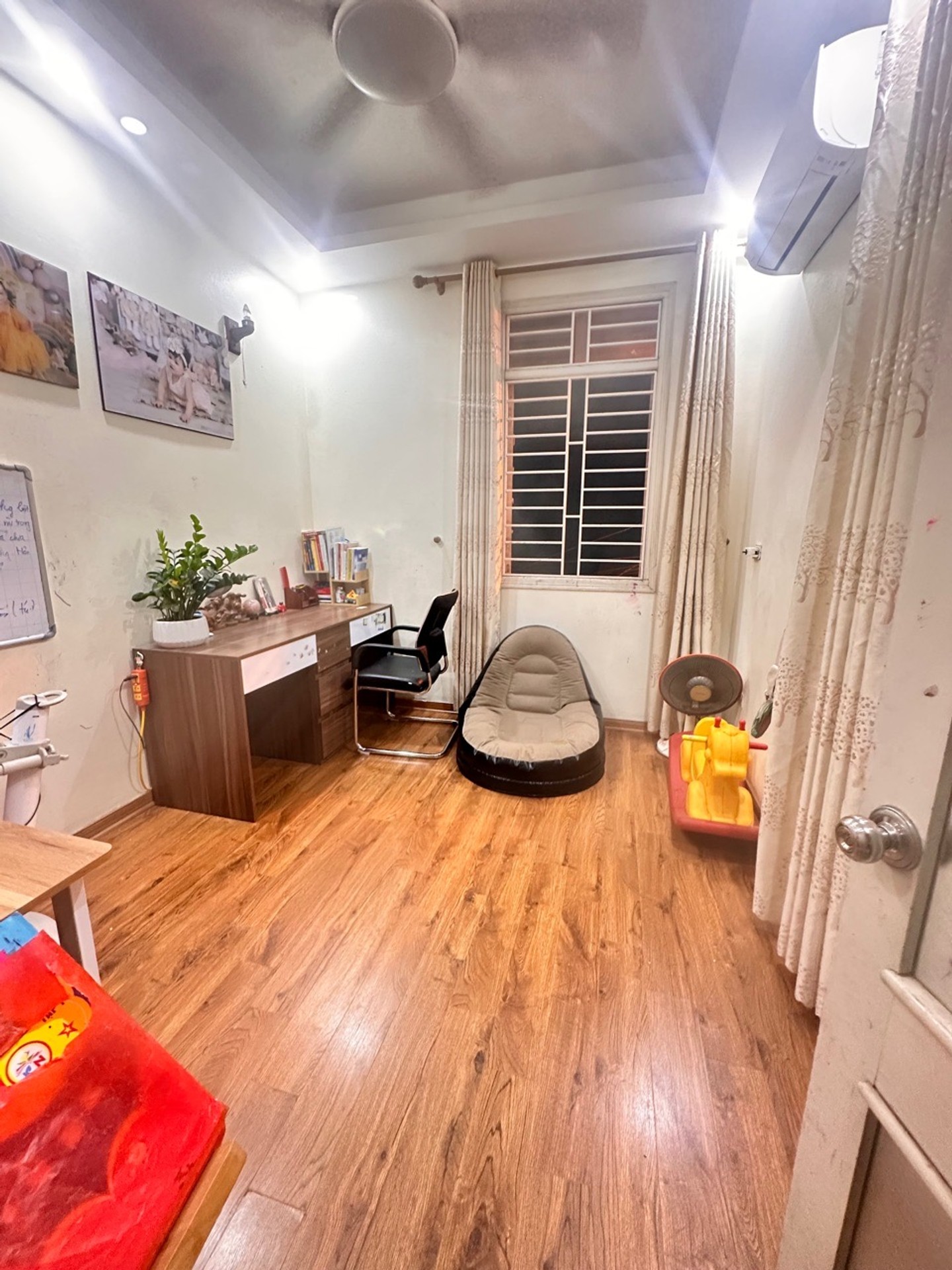 Bán nhà Kim Giang - diện tích 30m2 4 tầng - Lô góc, ngõ thông - giá 8,2 tỷ