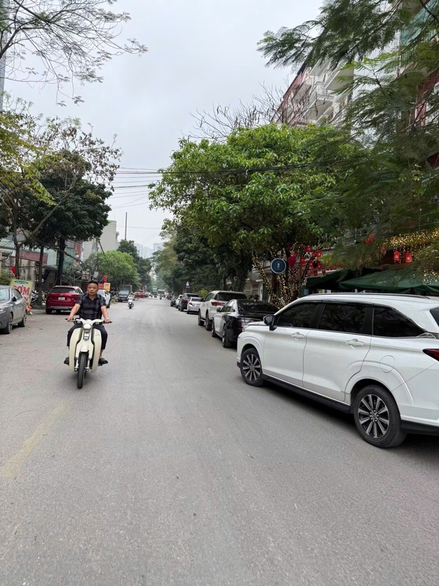Bán nhà Đại Từ - diện tích 39m2 5 tầng - Nhà đẹp hiếm có - giá 12,8 tỷ