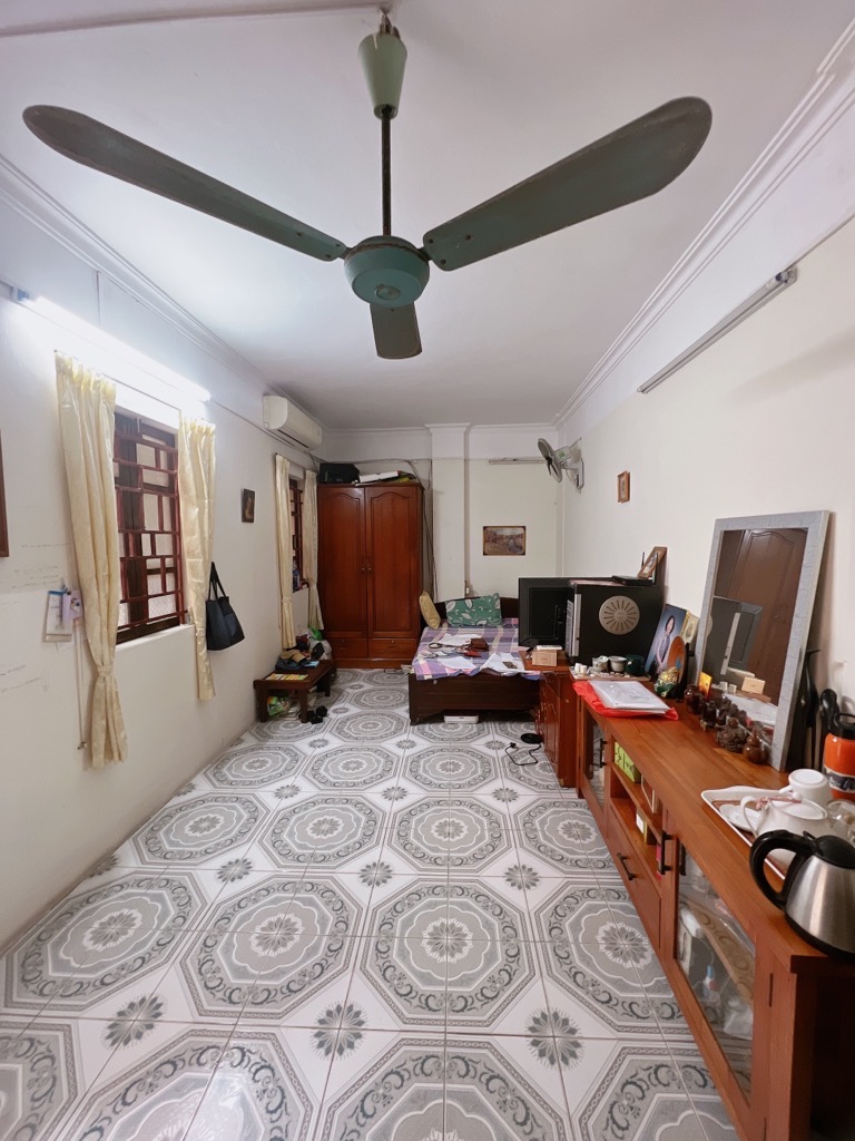 Bán nhà Đoàn Trần Nghiệp - diện tích 61m2 4 tầng - MẶT PHỐ VỊ TRÍ VIP - giá 46,5 tỷ