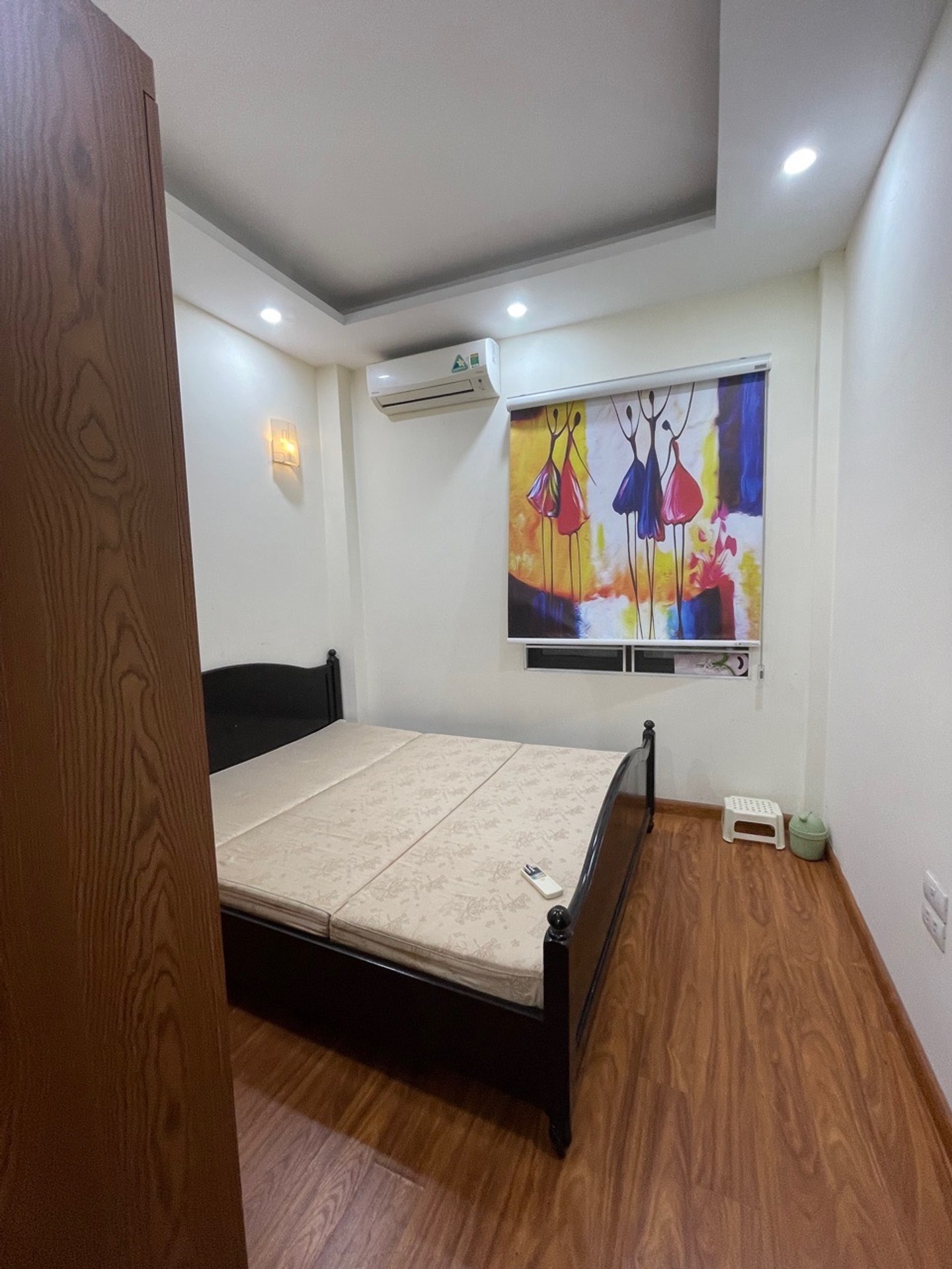Bán nhà Định Công - diện tích 35m2 5 tầng - ô tô tránh - giá 7,9 tỷ