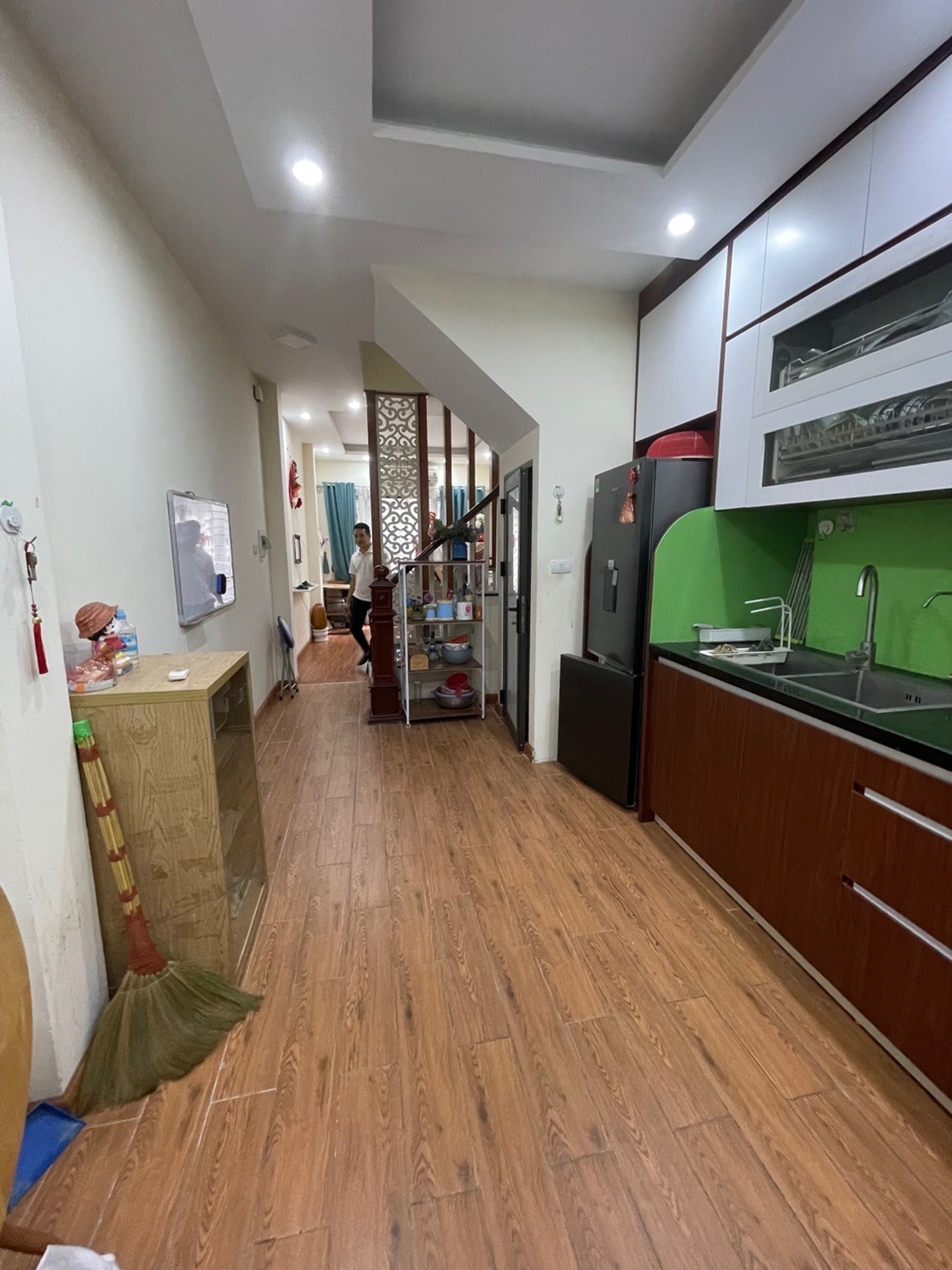 Bán nhà Định Công - diện tích 35m2 5 tầng - ô tô tránh - giá 7,9 tỷ