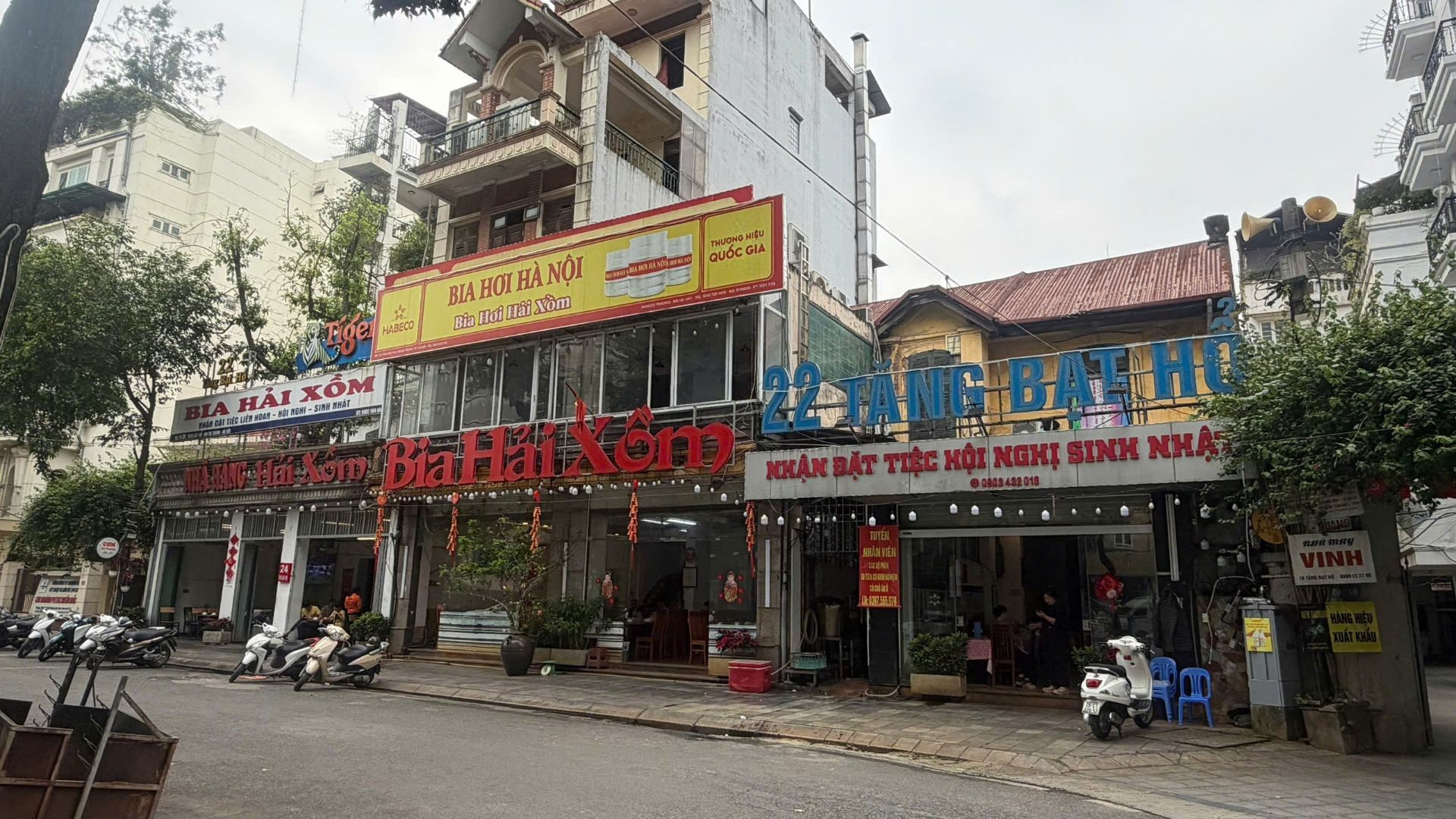 Bán nhà Tăng Bạt Hổ - diện tích 492m2 2 tầng - Lô góc 2 mặt thoáng - giá 520 tỷ