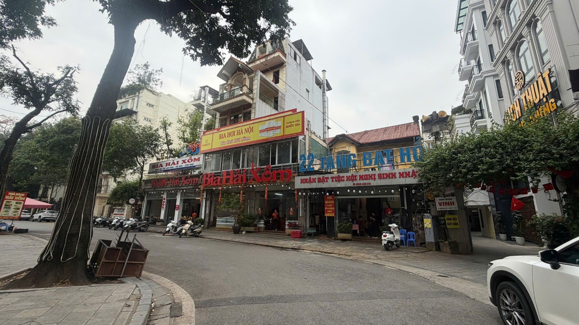 Bán nhà Tăng Bạt Hổ - diện tích 492m2 2 tầng - Lô góc 2 mặt thoáng - giá 520 tỷ