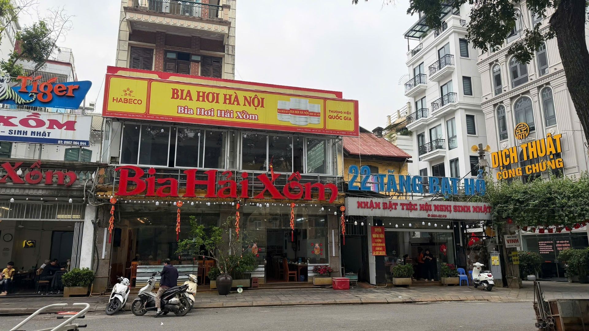 Bán nhà Tăng Bạt Hổ - diện tích 492m2 2 tầng - Lô góc 2 mặt thoáng - giá 520 tỷ