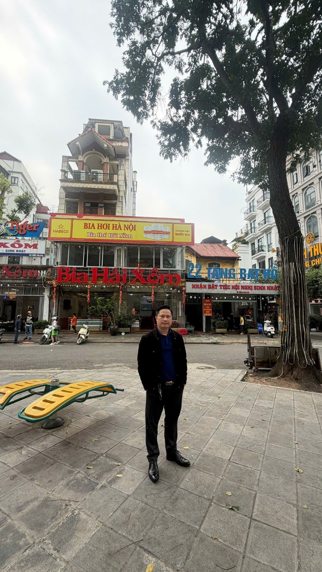 Bán nhà Tăng Bạt Hổ - diện tích 492m2 2 tầng - Lô góc 2 mặt thoáng - giá 520 tỷ