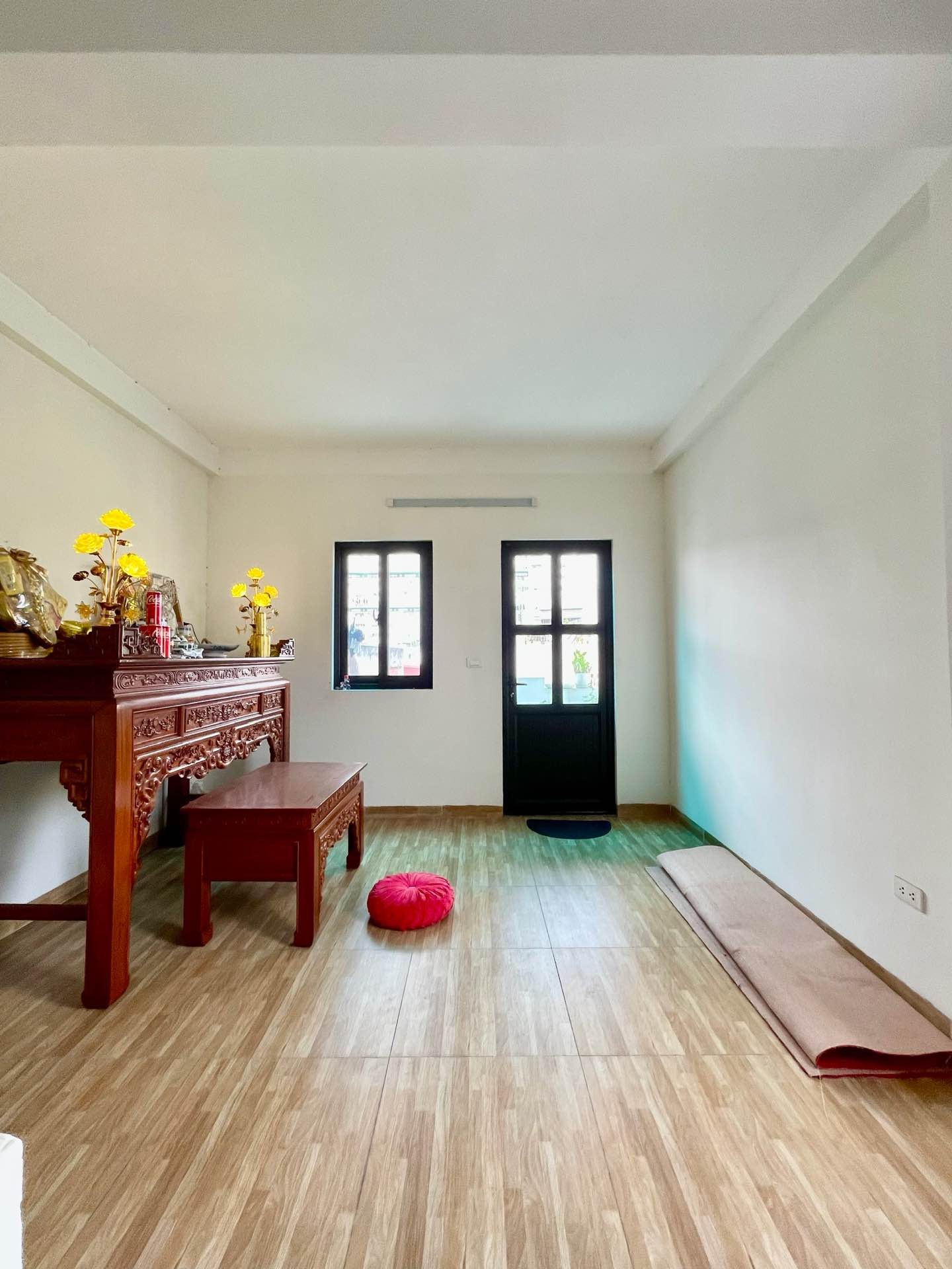 Bán nhà Trương Định - diện tích 30m2 6 tầng - Lô góc, ô tô đỗ cửa - giá 10,9 tỷ
