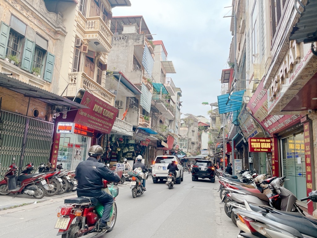 Bán nhà Hà Trung - diện tích 52m2 5 tầng - vị trí vàng - giá 55 tỷ