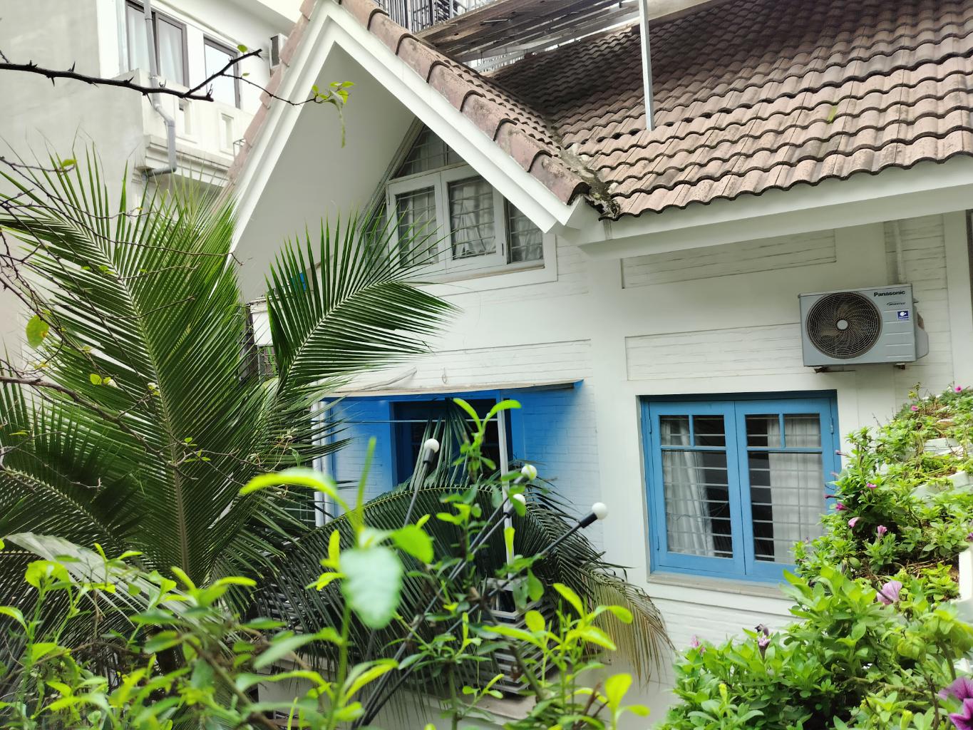 Bán nhà Phan Đình Giót - diện tích 190m2 4 tầng - Nhà đẹp hiếm có - giá 58 tỷ