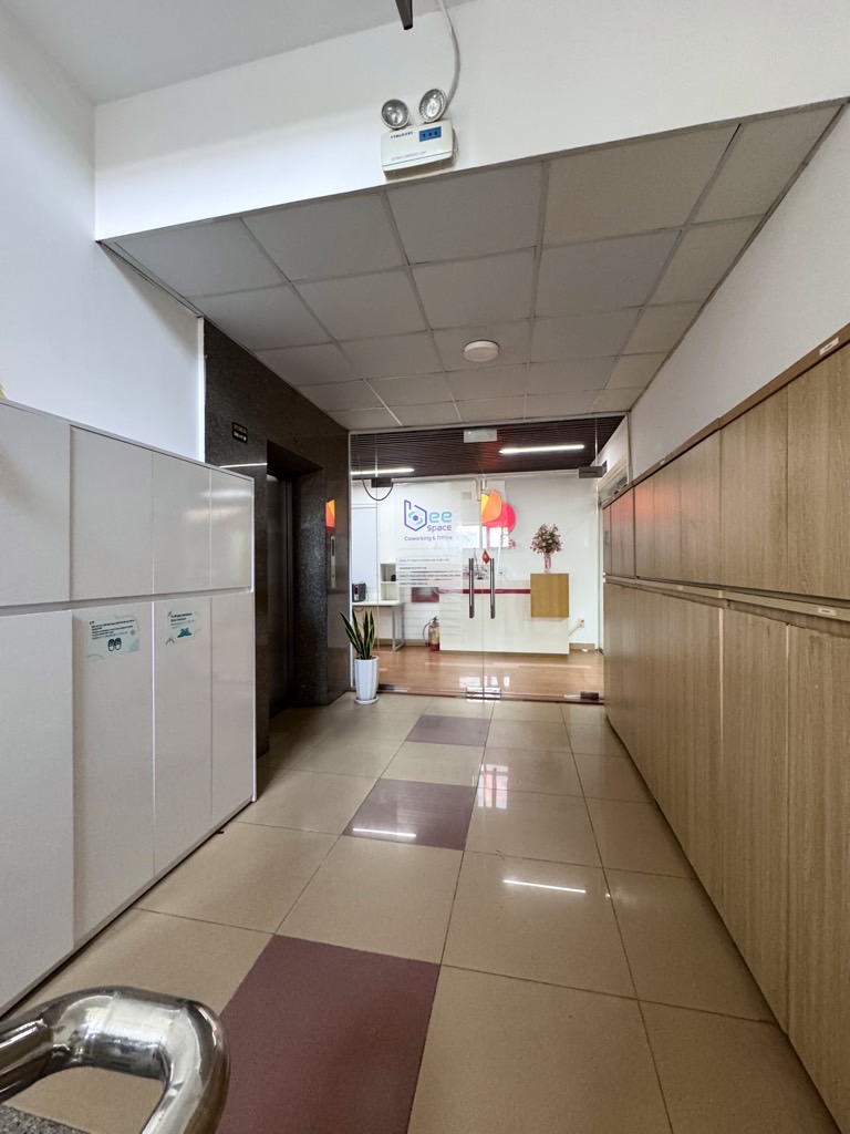 Bán nhà Nguyễn Trãi - diện tích 720m2 4 tầng - Lô góc 3 mặt thoáng - giá 45 tỷ