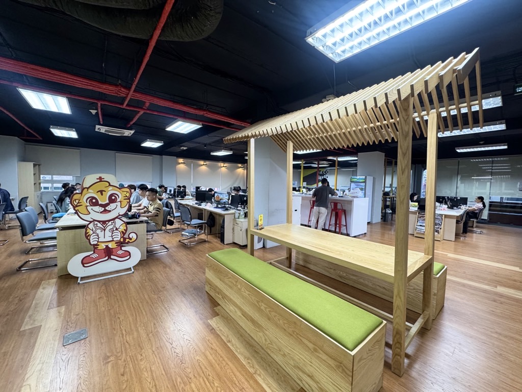 Bán nhà Nguyễn Trãi - diện tích 720m2 4 tầng - Lô góc 3 mặt thoáng - giá 45 tỷ