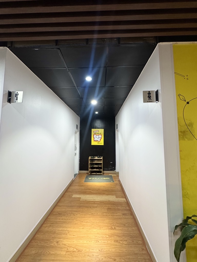 Bán nhà Nguyễn Trãi - diện tích 720m2 4 tầng - Lô góc 3 mặt thoáng - giá 45 tỷ