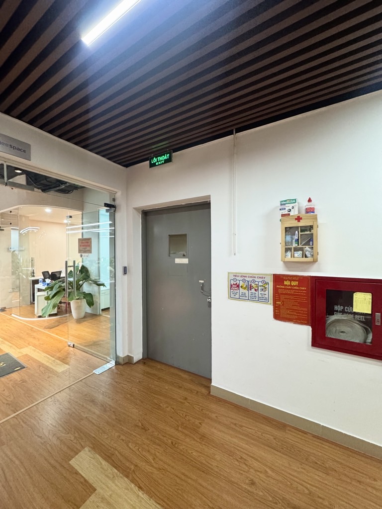 Bán nhà Nguyễn Trãi - diện tích 720m2 4 tầng - Lô góc 3 mặt thoáng - giá 45 tỷ