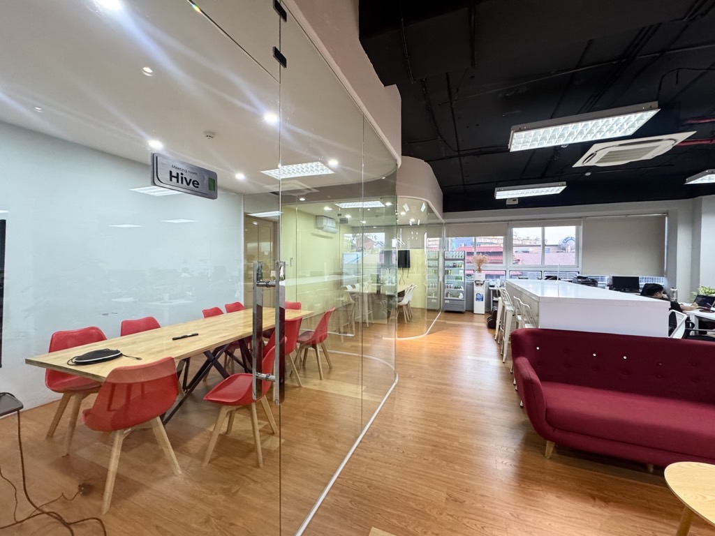 Bán nhà Nguyễn Trãi - diện tích 720m2 4 tầng - Lô góc 3 mặt thoáng - giá 45 tỷ