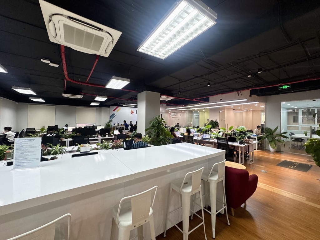 Bán nhà Nguyễn Trãi - diện tích 720m2 4 tầng - Lô góc 3 mặt thoáng - giá 45 tỷ