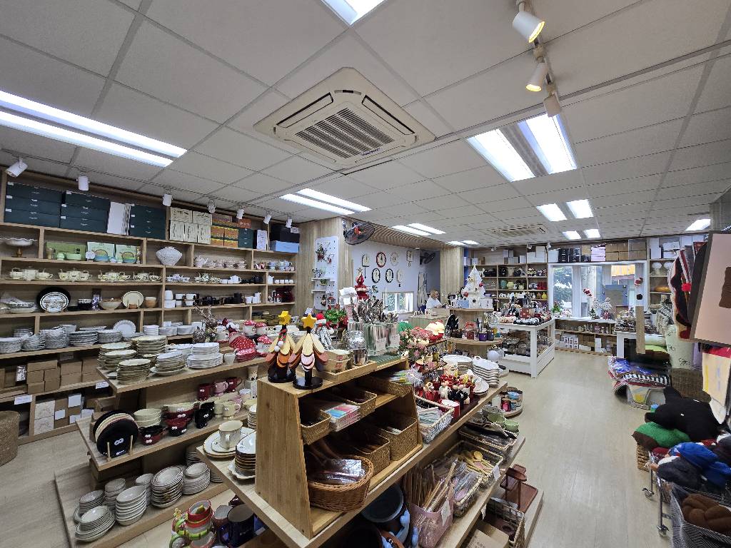 Bán nhà Nguyễn Văn Tuyết - diện tích 96,5m2 8 tầng - Lô góc 2 mặt thoáng - giá 75 tỷ