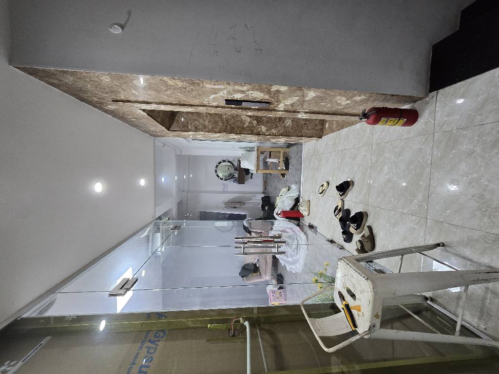 Bán nhà Nguyễn Văn Tuyết - diện tích 96,5m2 8 tầng - Lô góc 2 mặt thoáng - giá 75 tỷ