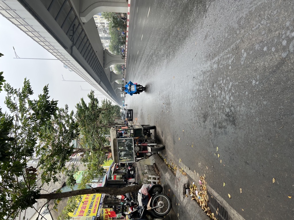 Bán nhà Minh Khai - diện tích 33m2 3 tầng - Mặt phố kinh doanh đa dạng - giá 14,8 tỷ