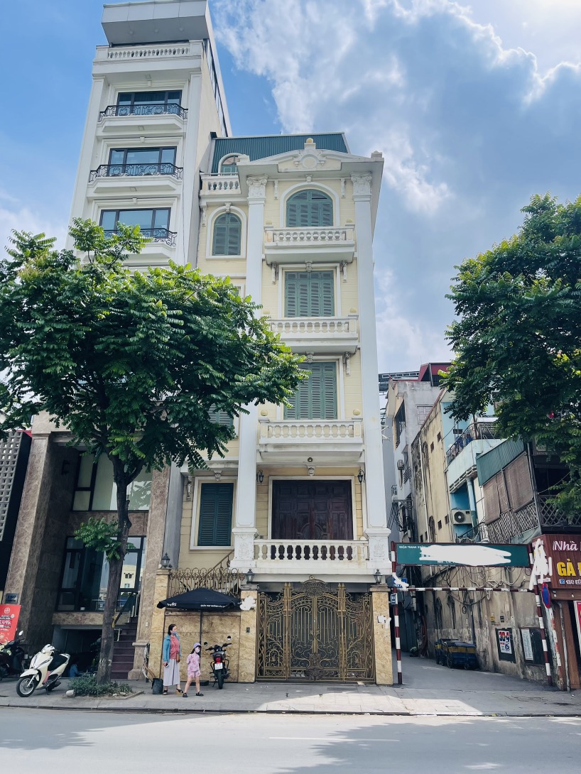 Bán nhà Lê Trọng Tấn - diện tích 124m2 7 tầng - lô góc, kinh doanh đỉnh chóp - giá 112,5 tỷ