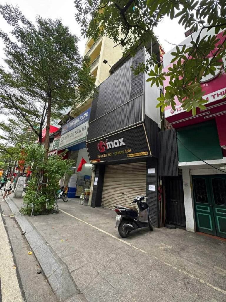 Bán nhà Khâm Thiên - diện tích 82m2 3 tầng - Mặt phố kinh doanh - giá 42 tỷ