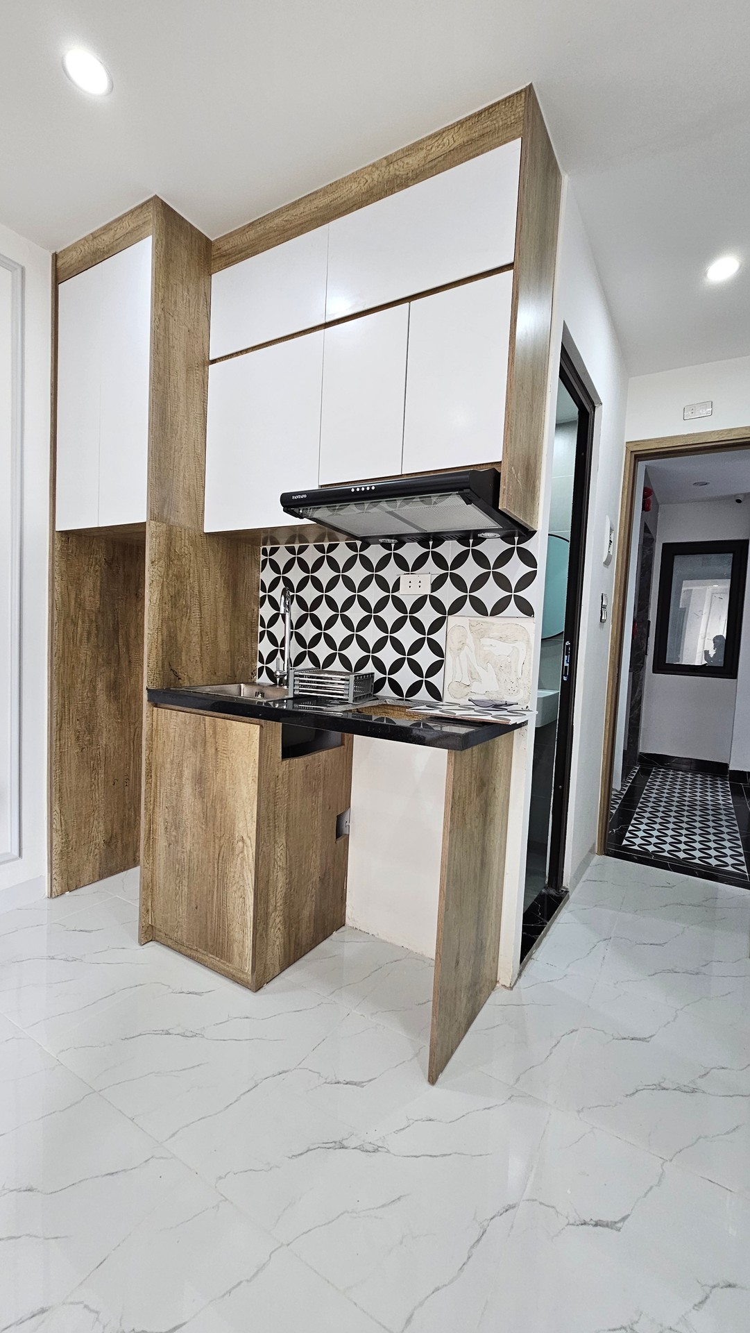 Bán nhà Tây Sơn - diện tích 90m2 7 tầng - Lô góc 2 mặt thoáng - giá 29,9 tỷ