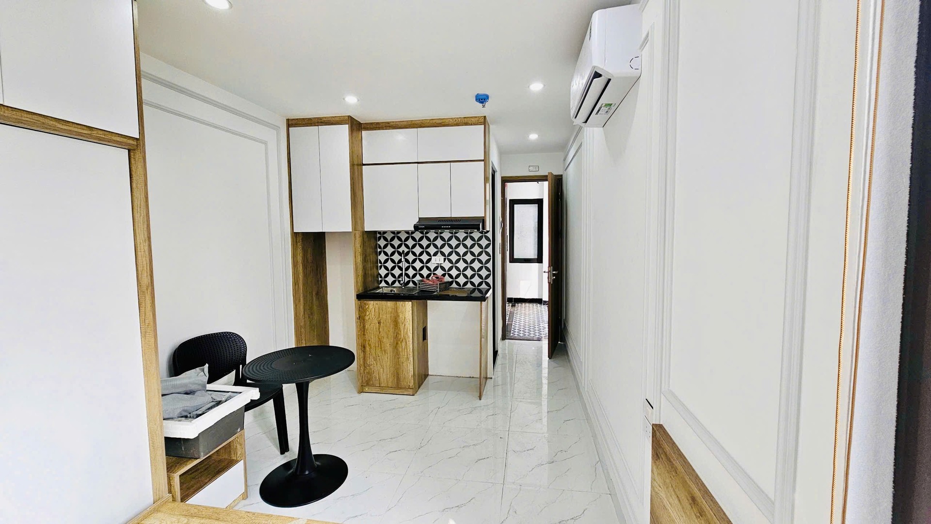 Bán nhà Tây Sơn - diện tích 90m2 7 tầng - Lô góc 2 mặt thoáng - giá 29,9 tỷ