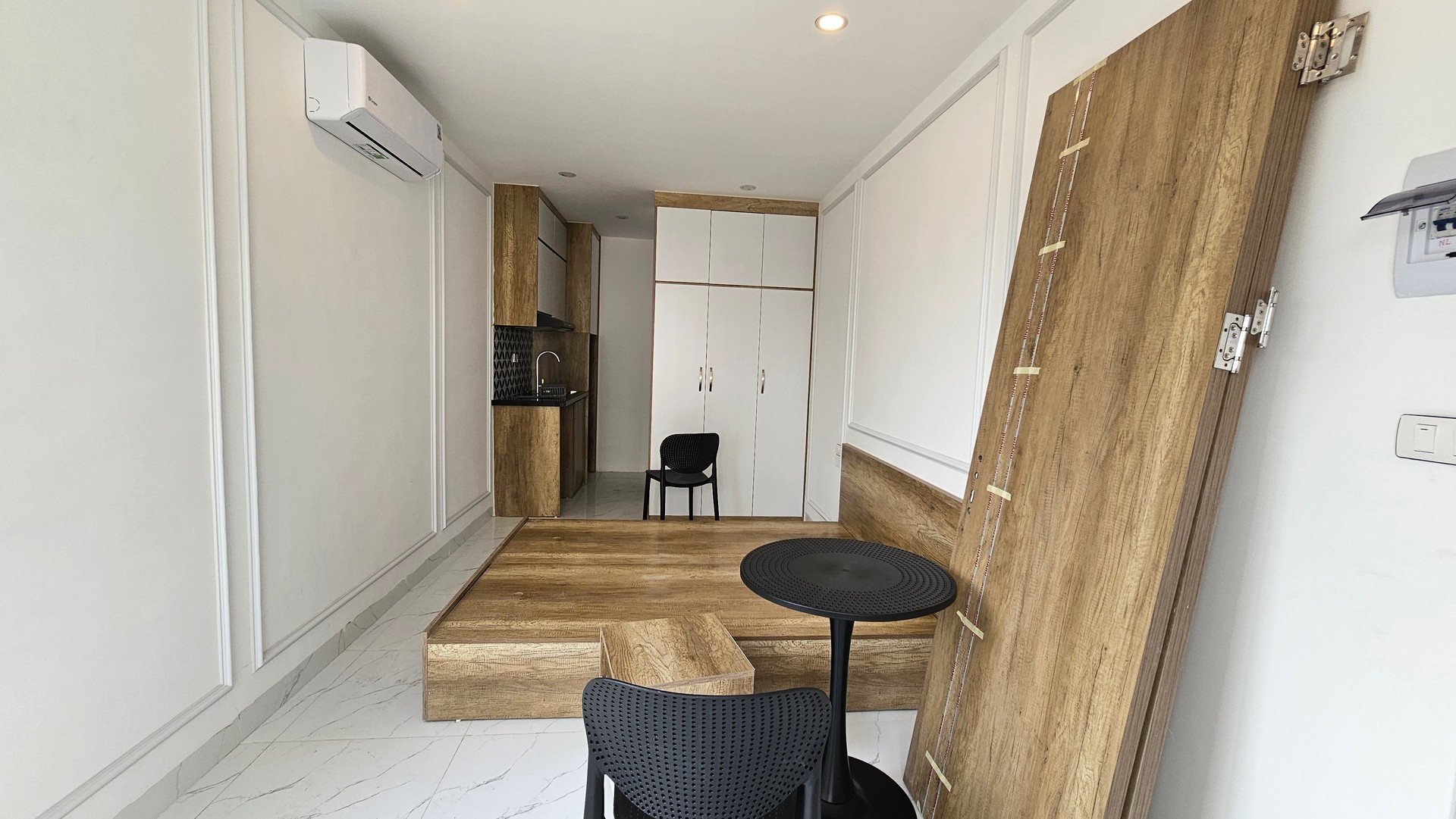 Bán nhà Tây Sơn - diện tích 90m2 7 tầng - Lô góc 2 mặt thoáng - giá 29,9 tỷ