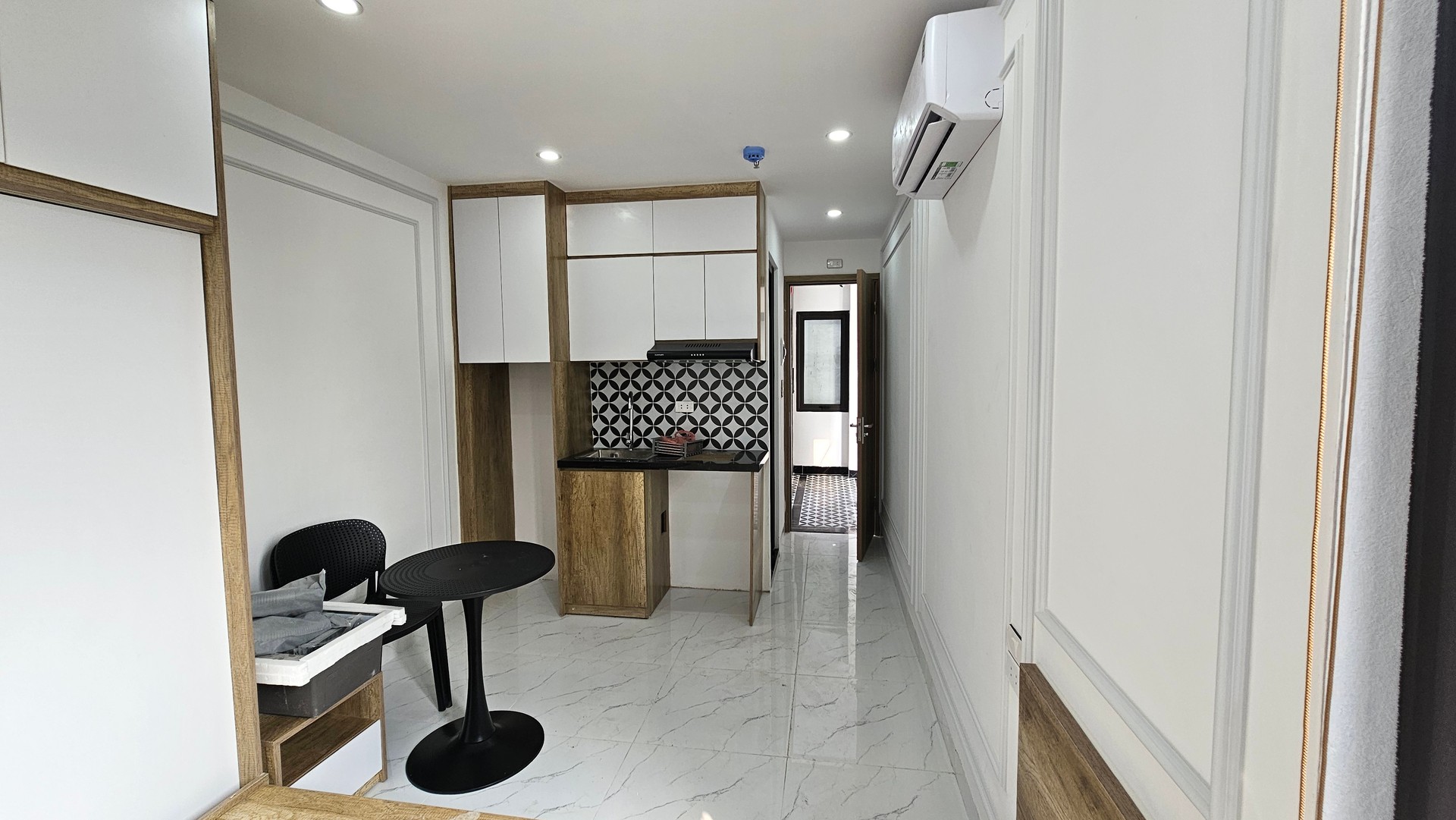 Bán nhà Tây Sơn - diện tích 90m2 7 tầng - Lô góc 2 mặt thoáng - giá 29,9 tỷ