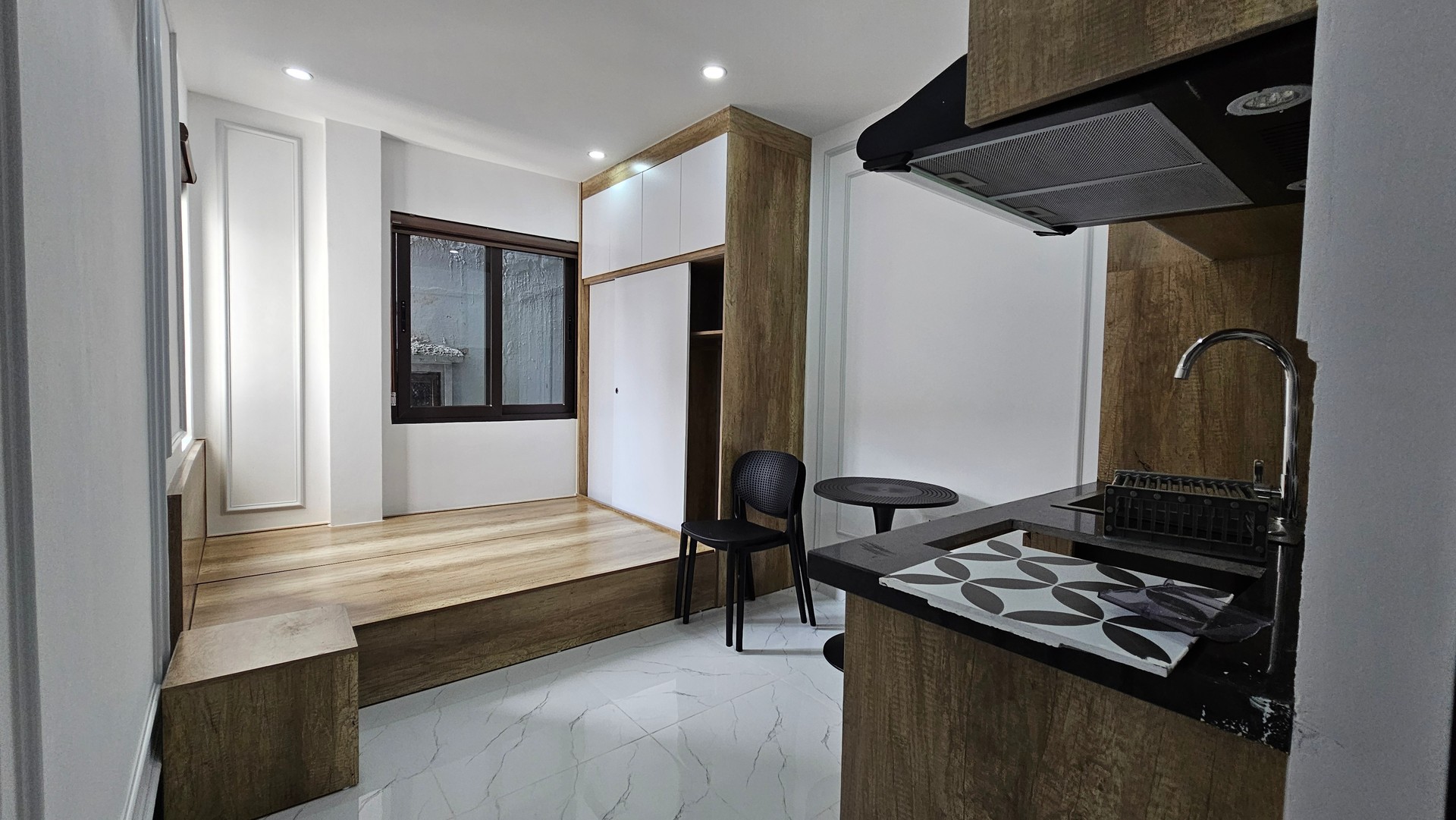 Bán nhà Tây Sơn - diện tích 90m2 7 tầng - Lô góc 2 mặt thoáng - giá 29,9 tỷ