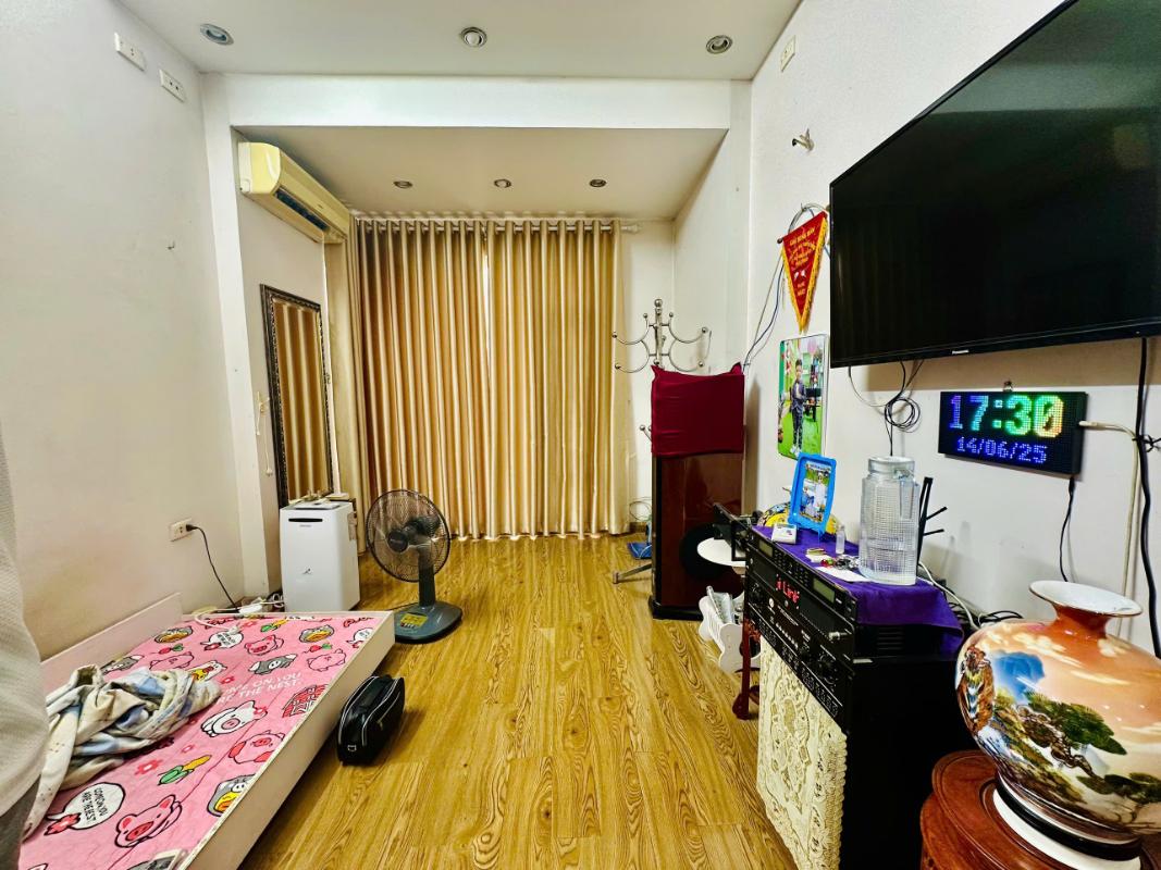 Bán nhà Lê Thanh Nghị - diện tích 55m2 5 tầng - Ô TÔ TRÁNH - giá 26 tỷ