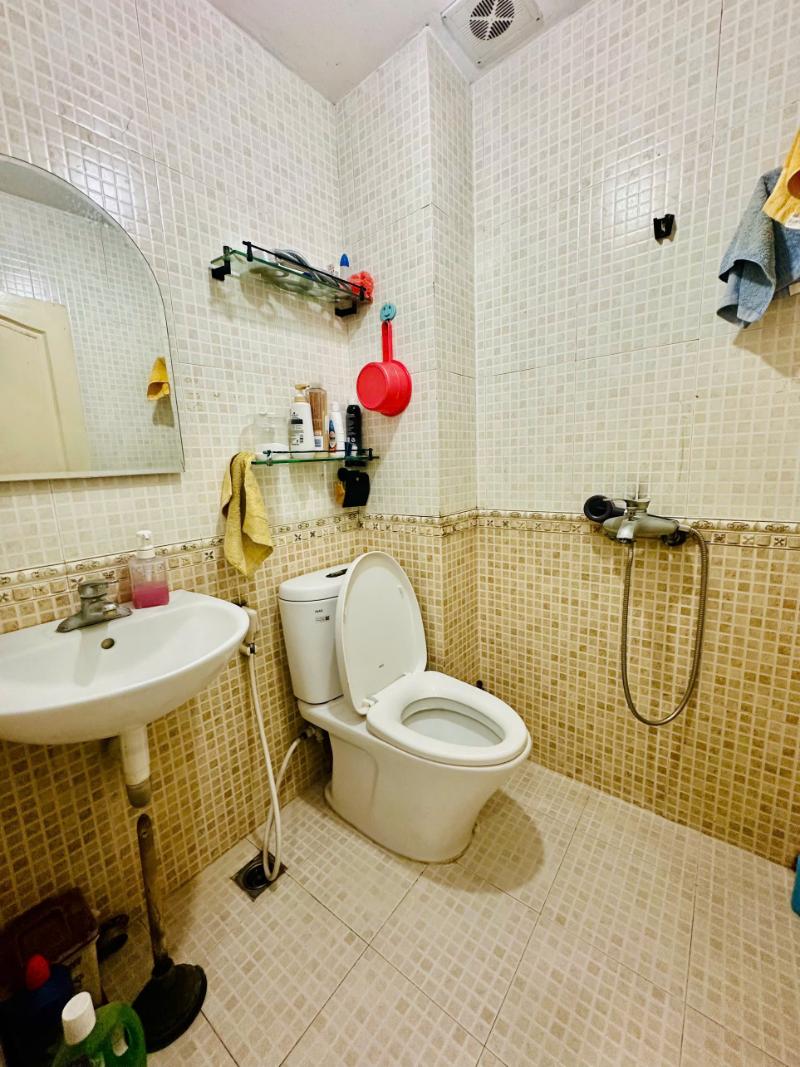 Bán nhà Lê Thanh Nghị - diện tích 55m2 5 tầng - Ô TÔ TRÁNH - giá 26 tỷ