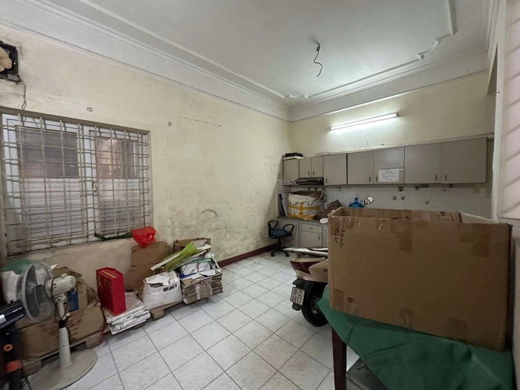 Bán nhà Nguyễn Phúc Lai - diện tích 65m2 4 tầng - Ô tô vào nhà - giá 26,8 tỷ