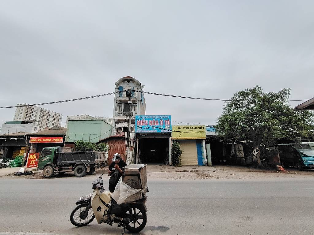 Bán nhà Tam Trinh - diện tích 160m2 2 tầng - Mặt phố, vỉa hè rộng - giá 32 tỷ