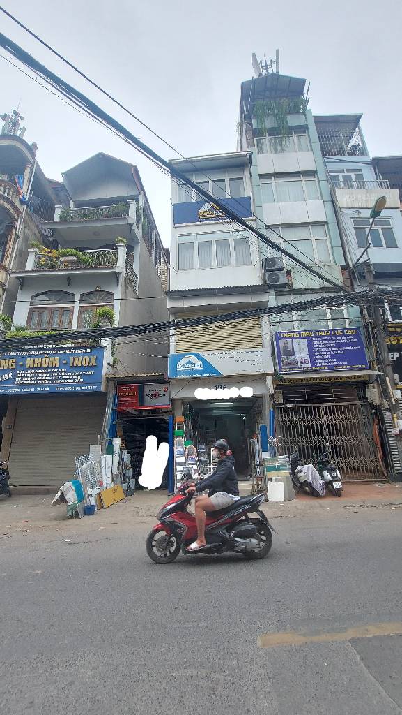 Bán nhà Đê La Thành - diện tích 204m2 3 tầng - Mảnh đất vàng - giá 102 tỷ