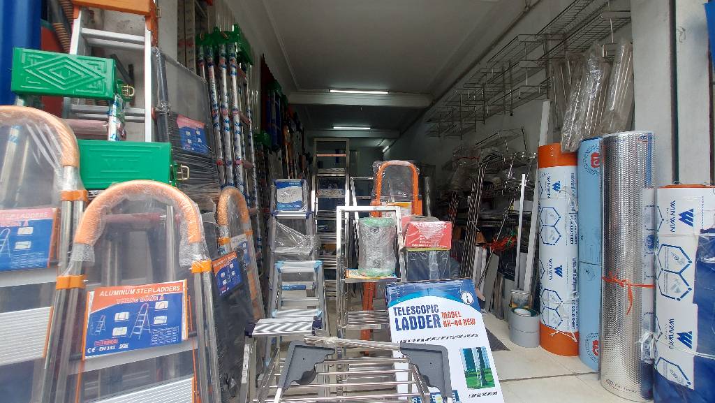 Bán nhà Đê La Thành - diện tích 204m2 3 tầng - Mảnh đất vàng - giá 102 tỷ