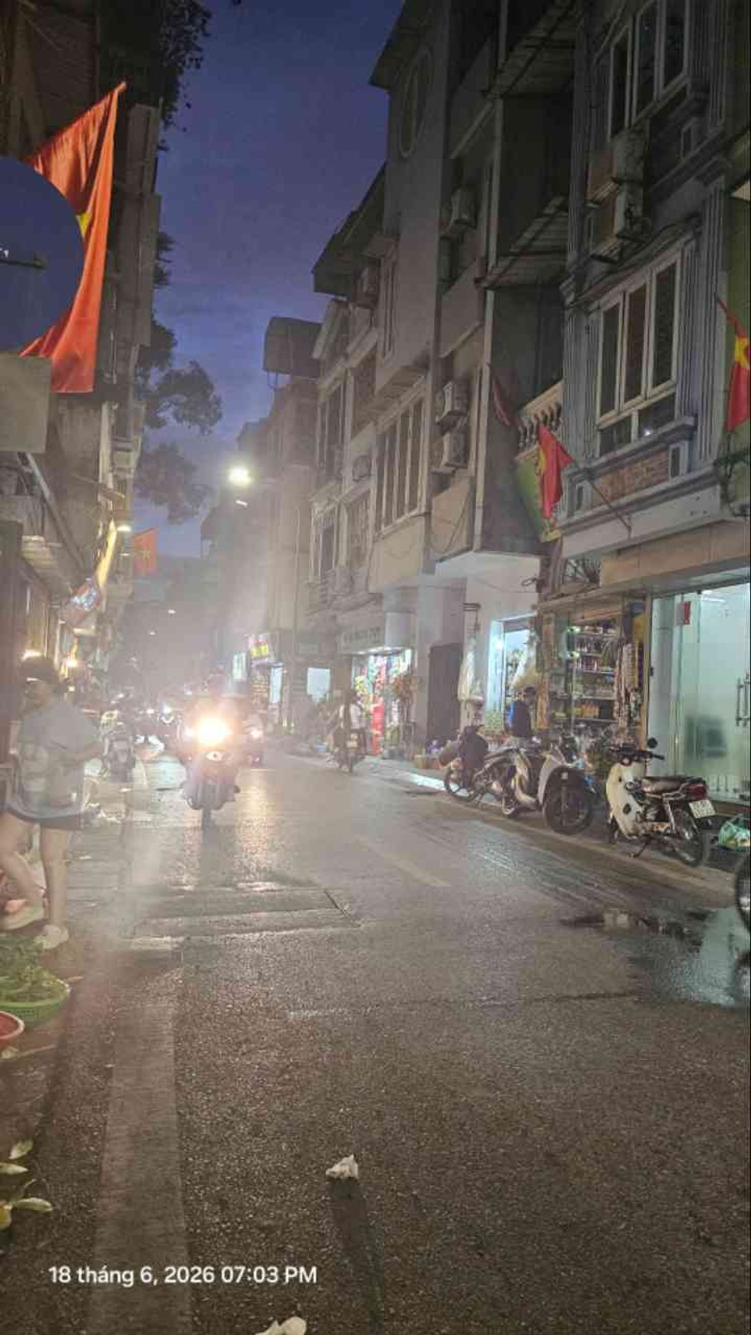 Bán nhà Lương Yên - diện tích 50m2 1 tầng - Ô TÔ 20M - giá 15,9 tỷ
