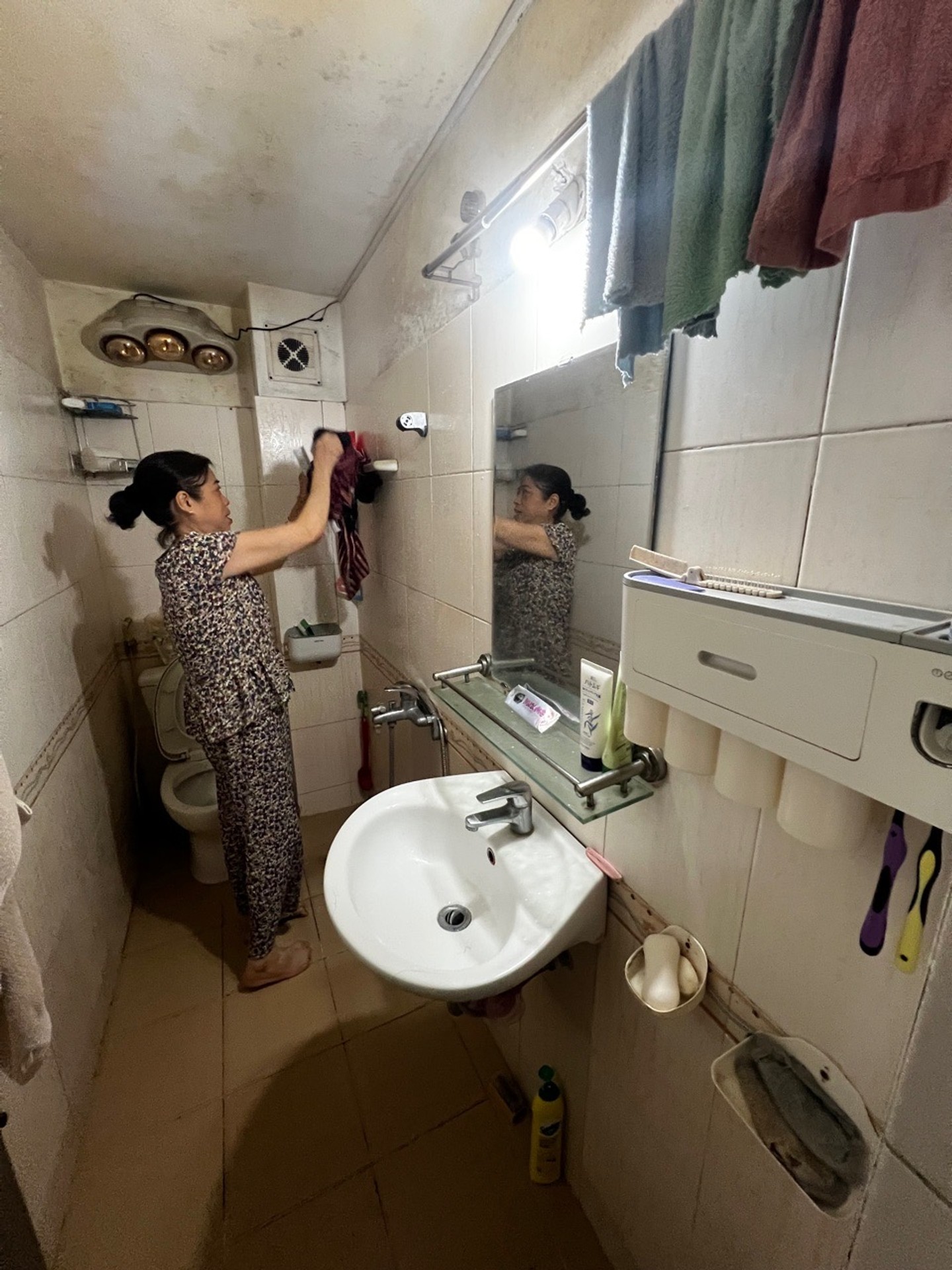 Bán nhà Thanh Nhàn - diện tích 45m2 4 tầng - ngõ xe máy tránh - giá 13,5 tỷ
