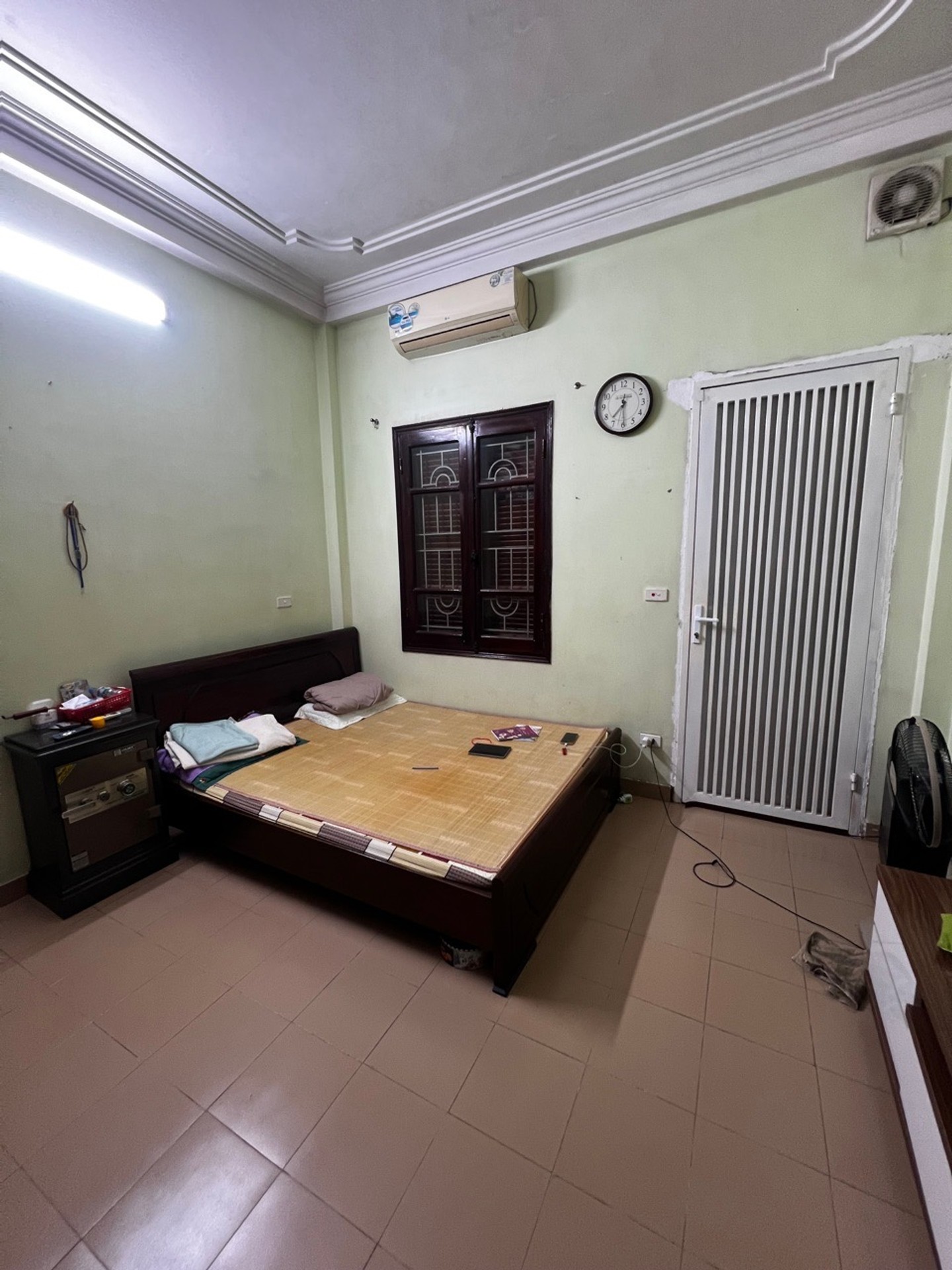 Bán nhà Thanh Nhàn - diện tích 45m2 4 tầng - ngõ xe máy tránh - giá 13,5 tỷ