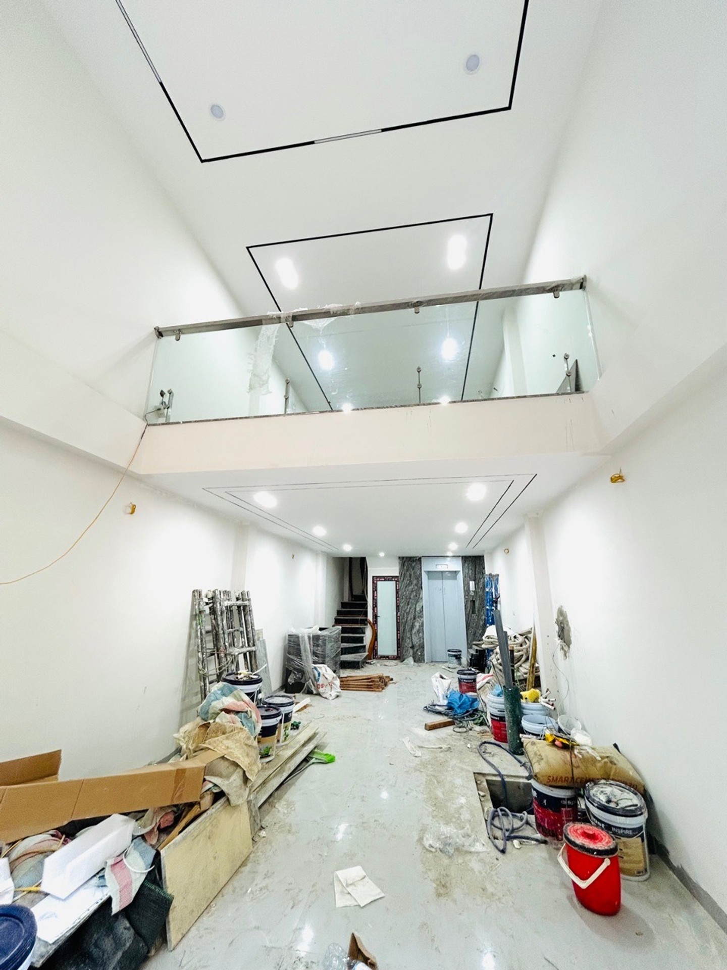 Bán nhà Trương Định - diện tích 50m2 7 tầng - Mặt ngõ kinh doanh, gara ô tô - giá 24,5 tỷ