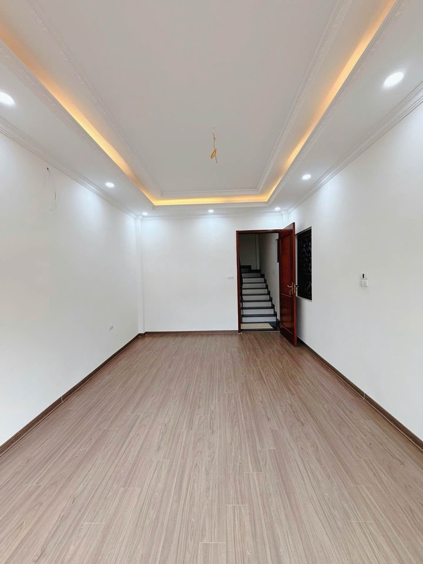 Bán nhà Trần Khát Chân - diện tích 30m2 5 tầng - Ngõ 281 - giá 9,8 tỷ