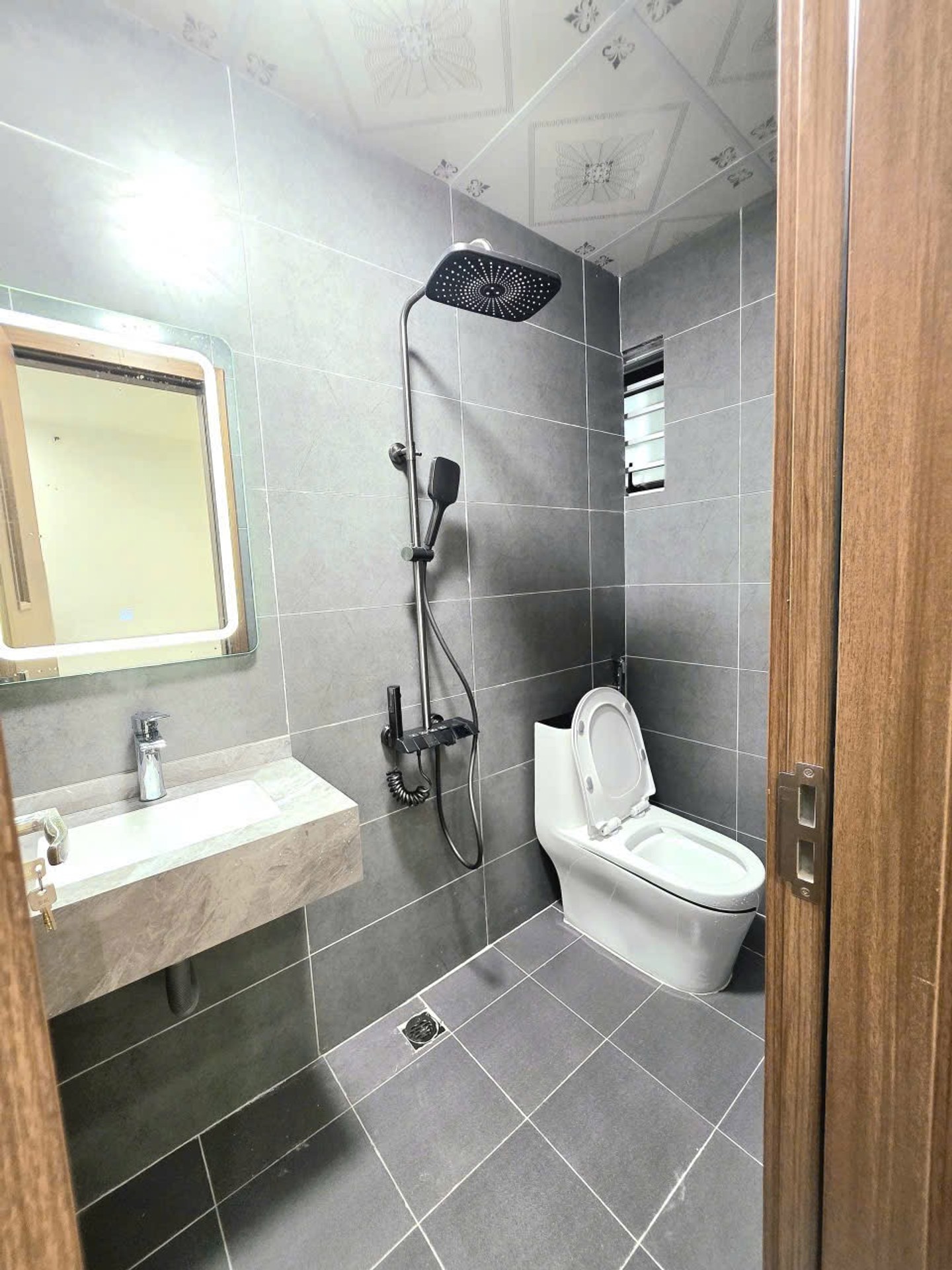 Bán nhà Nơ1B Linh Đàm - diện tích 61m2 1 tầng - Cực hiếm - giá 5,3 tỷ