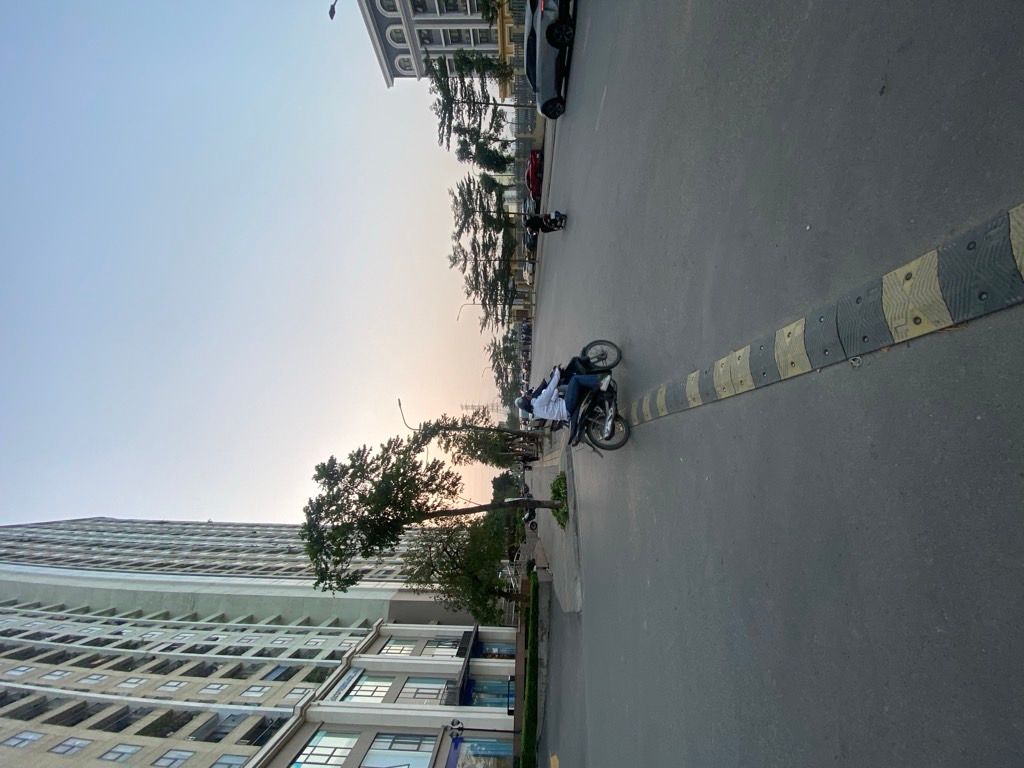 Bán nhà Tam Trinh - diện tích 120m2 1 tầng - Lô góc, view Hồ Yên Sở - giá 10 tỷ