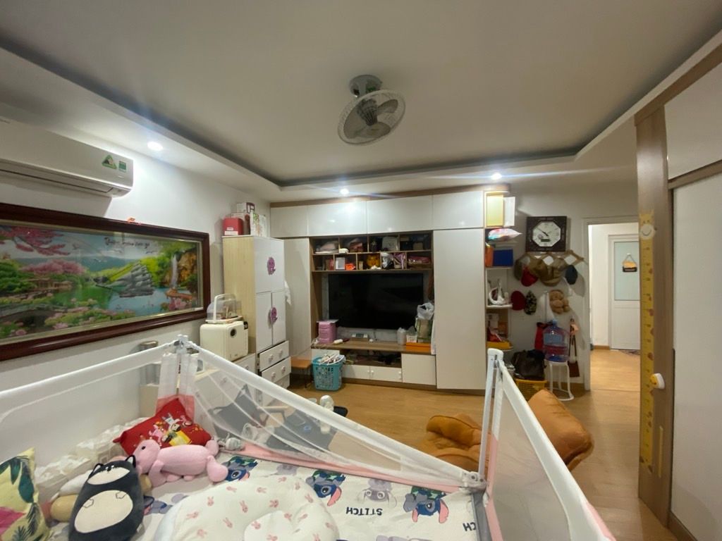 Bán nhà Tam Trinh - diện tích 120m2 1 tầng - Lô góc, view Hồ Yên Sở - giá 10 tỷ
