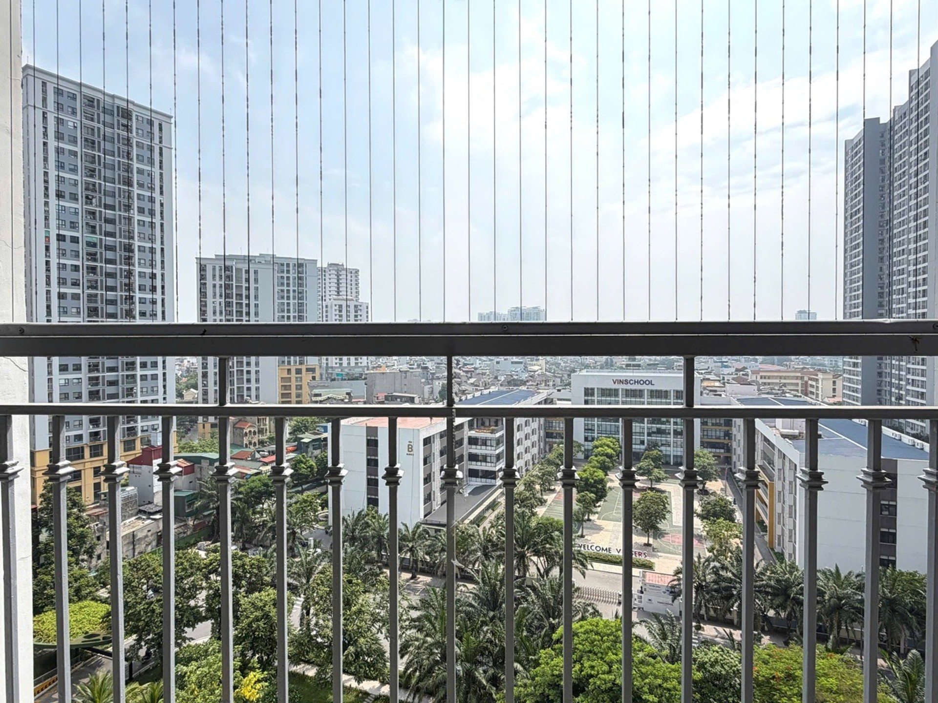 Bán nhà Lĩnh Nam - diện tích 130m2 10 tầng - Nhà đẹp hiếm có - giá 20,7 tỷ
