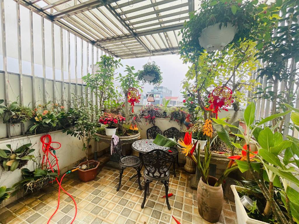 Bán nhà Đại La - diện tích 61m2 7 tầng - MẶT PHỐ, LÔ GÓC - giá 42 tỷ