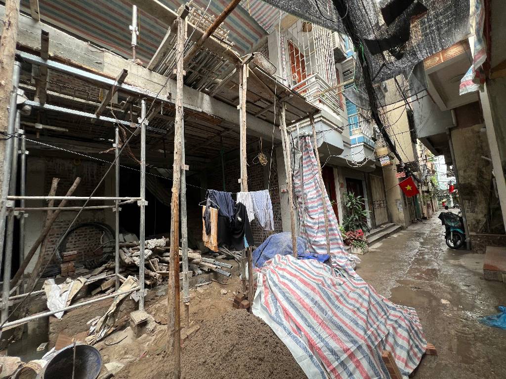 Bán nhà Gốc Đề - diện tích 73.2m2 8 tầng - Nhà mới xây, thang máy - giá 25 tỷ